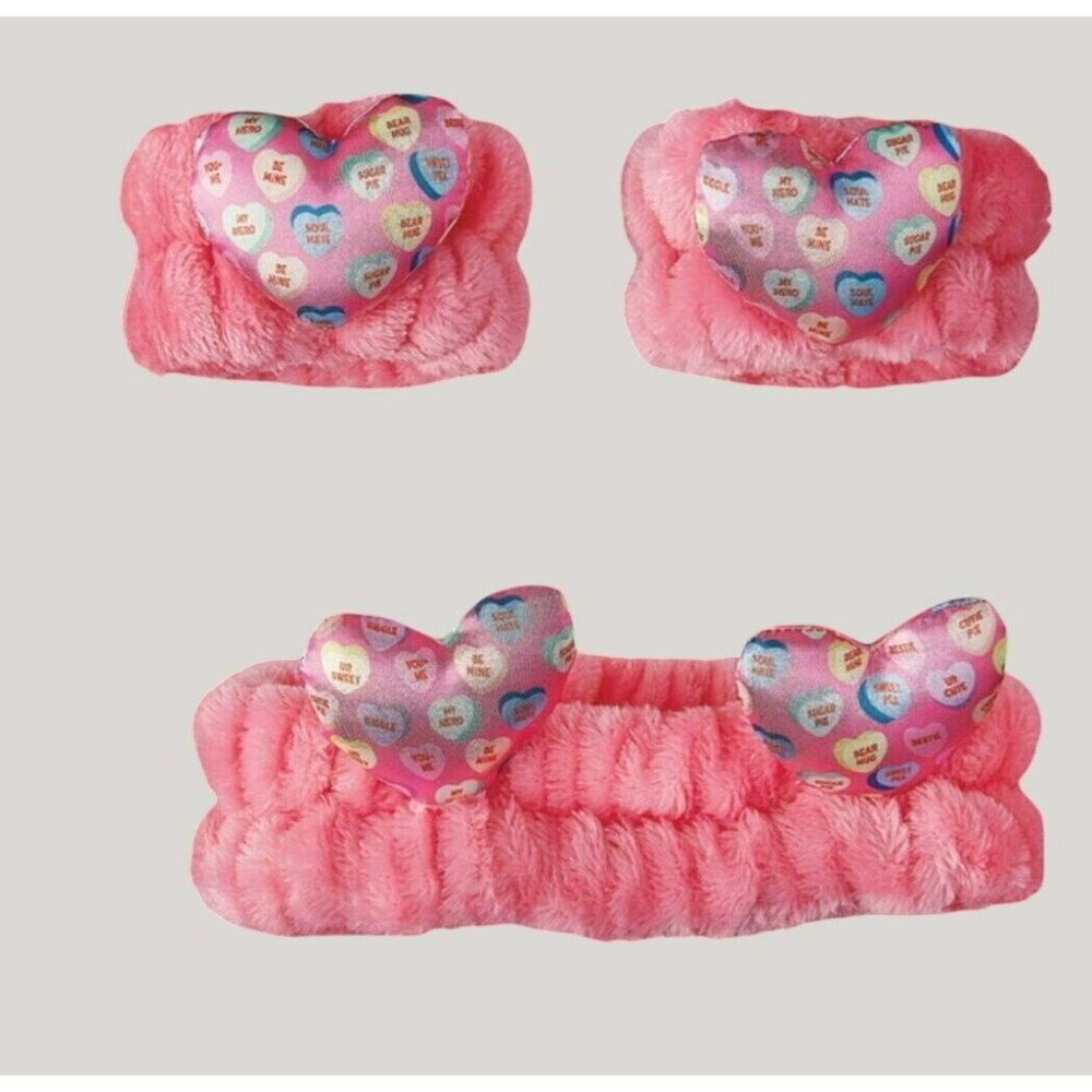 NWT - 3-Piece Heart Headwrap & Wristbands Spa Set (SKU#0402)